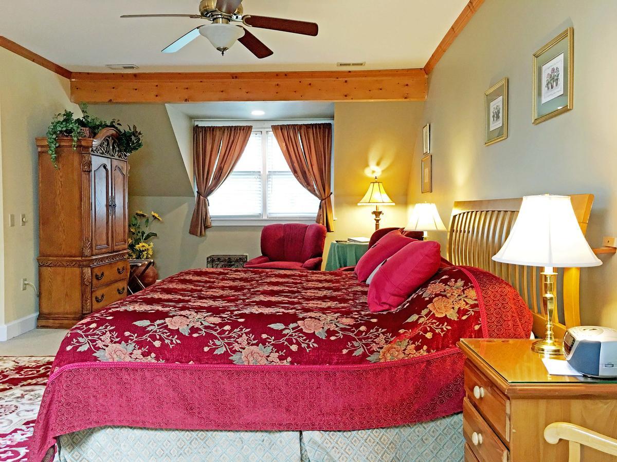 Highland Lake Inn & Resort - Flat Rock Dış mekan fotoğraf